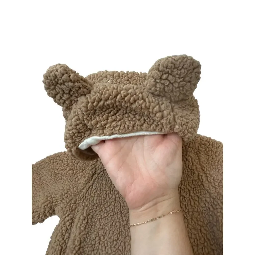 Quincy Mae Baby Beige Bear Hoded Jacket Size 6-12 M